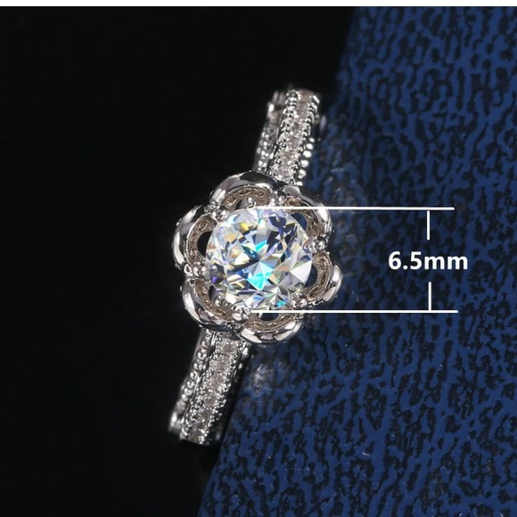 Silver Rings Round Cut White Sapphire Wedding - Picture 6 of 11